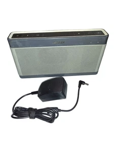 Bose Soundlink III Bluetooth Wireless Portable Speaker W/Cord Full Sound - Picture 1 of 8