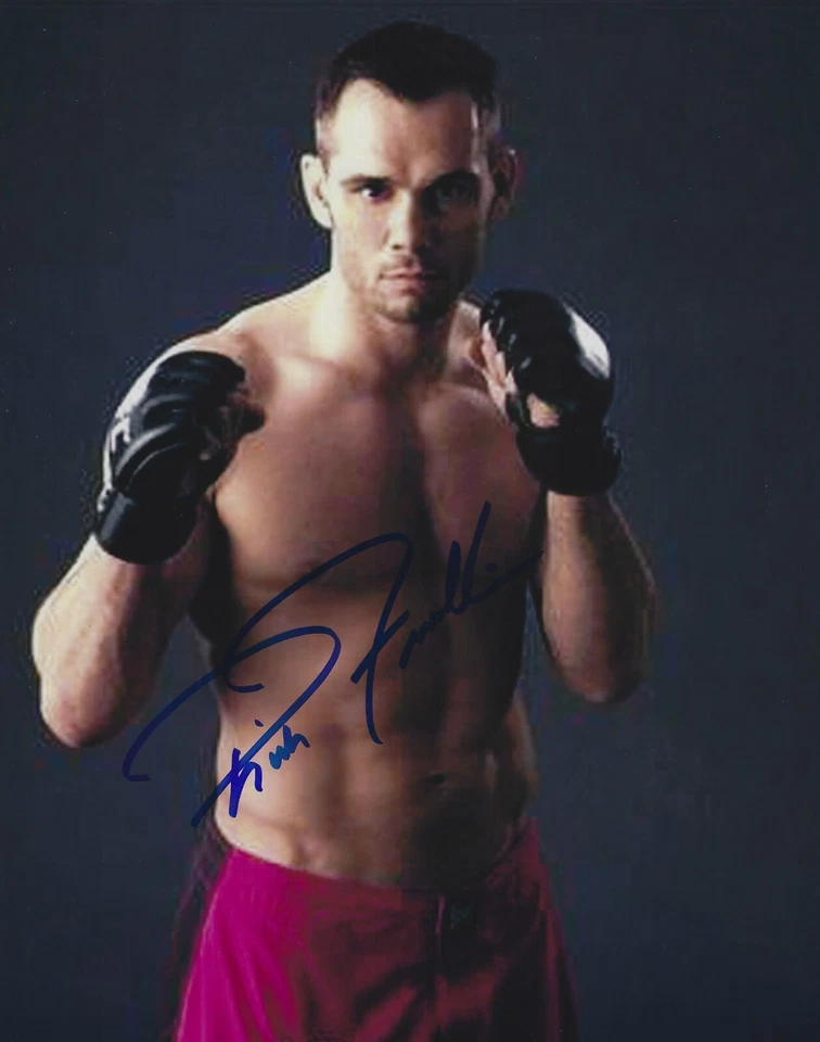 Foto firmada autografiada de Rich Franklin de 8x10 - miembro del Salón de la Fama de UFC MMA - con certificado de autenticidad Foto 1 de 1
