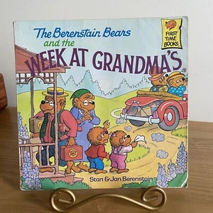 The Berenstain Bears and the Week at Grandma's - Paperback Acceptable Condition - Picture 1 of 12