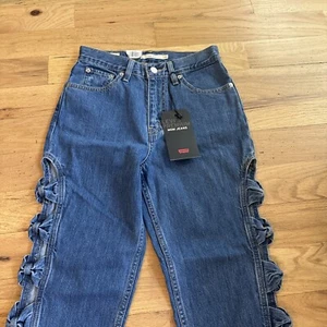 Levi's Premium Bow Side Cutout Mom Jeans High Rise 100% Cotton Size 25 $128 - Picture 1 of 10