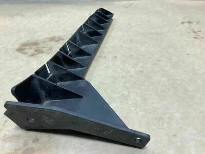 SOPORTE PARACHOQUES TRASERO IZQUIERDO AUDI A8 2006 QUATTRO SOPORTE DE FÁBRICA Foto 1 de 3