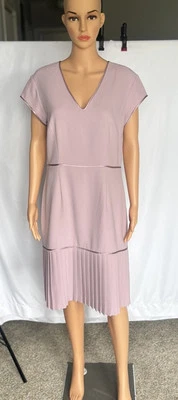 Bloomingdale's 女式粉色 V 领鸡尾酒礼服内衬打褶背面拉链 12 码 — 第 1/4 张图片