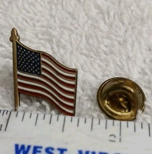 Vintage American Flag Tack Pin Hat/Lapel Red White and Blue Enamel - Picture 1 of 5
