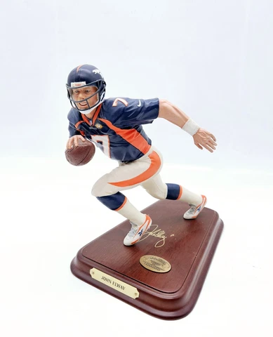 Danbury Mint John Elway Figurine Denver Broncos NFL 9" Signature Series Cover