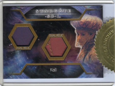 Stargate SG1 Seasons 9 Dual Costume Relic Case Topper Card C14 Kali - Image 1 of 2