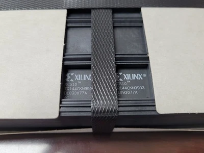 (60 PCS) XCS10-4TQ144C XILINX IC FPGA 112 I/O 144TQFP - Image 1 of 4