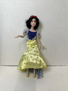 Disney Schneewittchen Prinzessin Messing Schlüssel 13 Zoll Porzellan Puppe - Bild 1 von 13