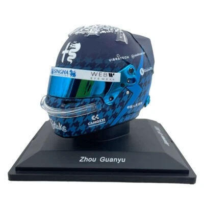 NEW 1:5 SPARK Casco Helmet F1 ZHOU GUANYU - Japanese GP - 2023 - Immagine 1 di 4