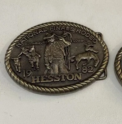 De colección Finales Nacionales Rodeo - Hesston - 1982 Hebilla de Cinturón NUEVO Foto 1 de 3