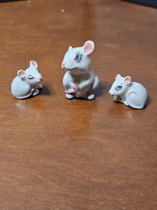 Vintage Wade Porcelain Family of 3 Mice Figurines Made in England - Picture 1 of 7