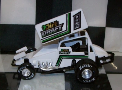 #1 DIRT DRAFT WHITE 1/32 PULL BACK DIRT SPRINT CAR DIECAST CAR - Image 1 of 3