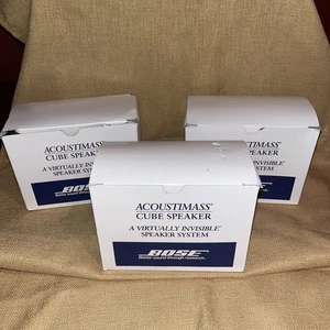 3 Bose Acoustimass Series Double Cube Speaker White shot NEW in Box - Picture 1 of 5
