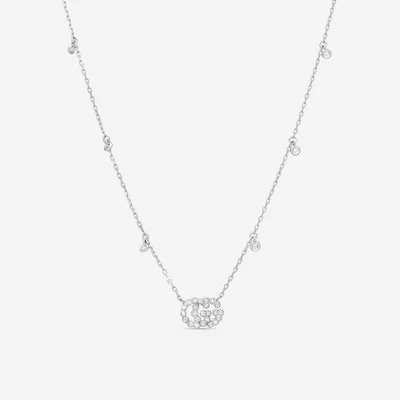 Collar Gucci GG Running Oro Blanco 18K y Diamantes YBB481624002 Precio de venta sugerido por el fabricante $3,520 Foto 1 de 4