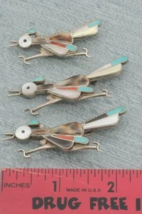 LOT OF 3 VINTAGE ZUNI ARTIST IE STERLING HANDMADE ROADRUNNER PINS / PENDANTS - Picture 1 of 10