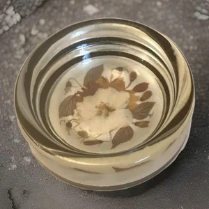 Vintage Dried Flowers Encased Glass Paperweight Retro Office Pins Water Holder - Picture 1 of 7