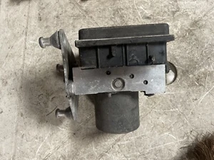 Pompe Abs Mercedes Benz Vito Viano 0 265 950 599 - Bild 1 von 4