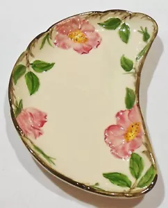 Plato de ensalada Gladding McBean franciscano rosa del desierto media luna TV Mark 1958-60 - Imagen 1 de 7