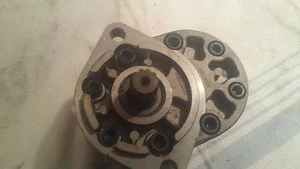 MOTOR 163Y1226 PARA MOTOR DE ENGRANAJES JOHN DEERE Número de pieza 18039739 - Imagen 1 de 4