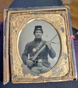 1860s Civil War Daguerreotype of Handsome Soldier in Uniform Rare  