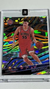 2021-22 Panini Revolution - Rookies Luka Garza #128 (RC) /8 - Bild 1 von 1