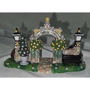PartyLite Olde World Village Garden Arch Figurine with Box Retired - Picture 1 of 7