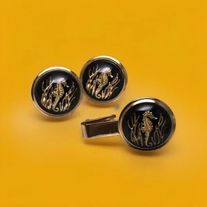 Sea Horse Cuff Links & Tie Clip, Vintage -Rare- Gold & Black Round MCM Unique - Picture 1 of 11