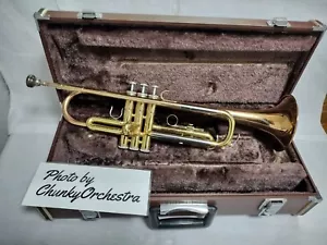 YAMAHA Trumpet YTR-3320 with hard case Red Bell Lacquer peeling Rust #2029 - Picture 1 of 21