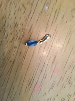 Brand new 9ct yellow gold iolite blue oval pendant  - Image 1 of 4