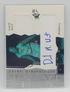 2003-04 SPx David West RC Auto #ed 0657/1999 Hornets - Bild 1 von 2