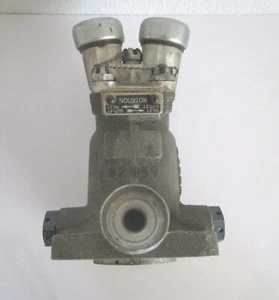 Vickers Eaton MF24-3906-30S-225-2 Hydraulic Motor - Picture 1 of 6