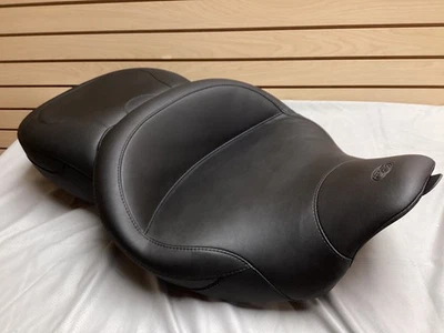 (OPEN BOX) MUSTANG  0801-0560, 79538, Super Touring Vintage Seat - FL '08+ ^ Foto 1 de 4