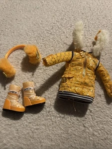 Rainbow High Poppy Rowan Winter Break ORANGE Ski jacket Ear Muffs And Boots #388 - Picture 1 of 4