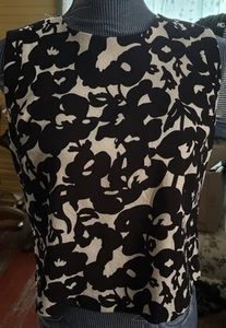 Katherine Barclay Size Small Women’s Floral Blouse 34” Bust 19” Length Floral - Picture 1 of 7