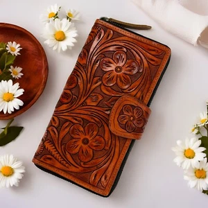 Handcrafted Western Leather Wallet for Women Cowhide Hand Wrist Wallet Card Hold - Picture 1 of 11