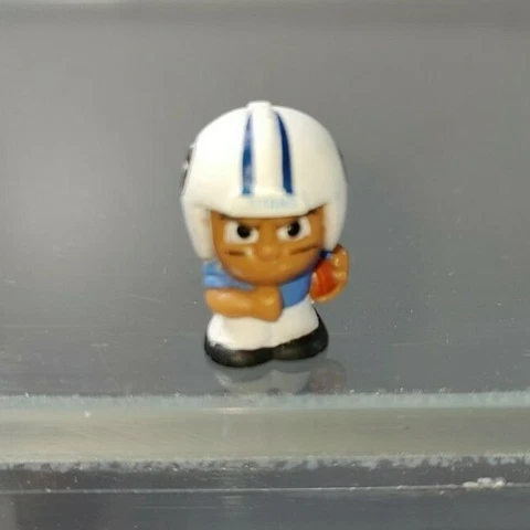 RARE 1" TALL TENNESSEE TITANS NFL TEENYMATES SERIES 2 RUNNING BACKS FIGURE Cover