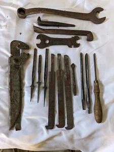 Lot of Antique/vintage Tools Buck Brothers Hutchins Ford Gouges Chisels Wrenches - Picture 1 of 8