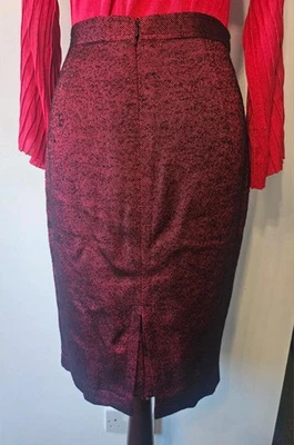 Rare Jaeger Black Red/Pink Sparkle Tweed Style Wool Blend Pencil Skirt Size 10 - Image 1 of 4