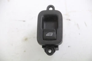 Interruttore del finestrino posteriore sinistro Volvo V50 67871 - Picture 1 of 3