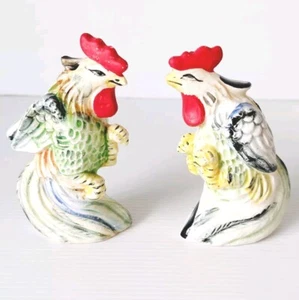 Vintage Ceramic Salt & Pepper Shakers Rooster and Hen Chickens Poultry Birds - Picture 1 of 14