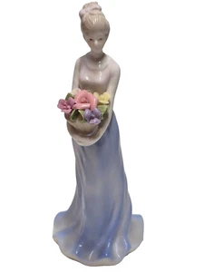 Vintage K's Collection Porzellan Figur Dame in blau hält Blumenkorb - Bild 1 von 8