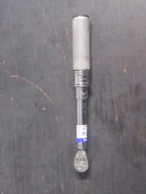 SNAP-ON 1/4 DR NEWTON METER ADJUSTABLE CLICK TYPE FIXED RATCHET TORQUE WRENCH - Image 1 of 4