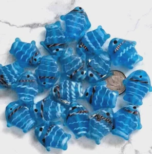 Aquamattiertes Glas Lampenarbeit gestreifte Fischperlen (10) - Bild 1 von 2