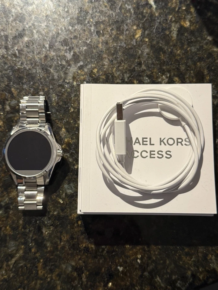 Michael Kors Access Bradshaw DW2C • FOR PARTS • NOT WORKING - Image 1 of 1