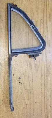 Крыло вентиляционное окно пассажирская дверь 1949-54 Chevrolet Chevy Pontiac Chieftain - Изображение 1 из 4