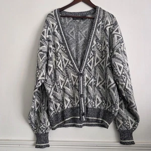 Vintage Peter England Cardigan Sweater Mens L Geometric Button Up Grandpa Cozy - Picture 1 of 8