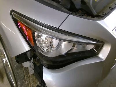 Conjunto de faros derechos usados se adapta a: Infiniti Q50 2015 LED sin faros adaptativos Foto 1 de 4