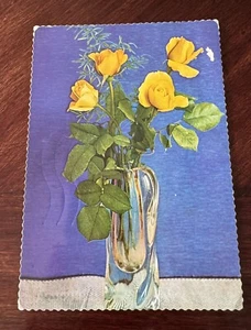 VINTAGE YELLOW ROSES POSTCARD FROM UKRAINE - Picture 1 of 2