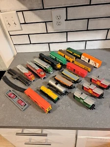 Vtg Lot Untested HO Scale Train Locomotives/Train Cars Lot - Picture 1 of 24