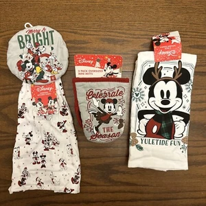 Mickey Mouse Disney Holiday Towels & Oven Mitts Set Brand New With Tags - Picture 1 of 2