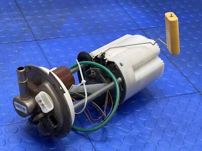 Conjunto de bomba de combustible Chevy Colorado GMC Canyon 09-12 genuino OEM 19207813 Foto 1 de 4
